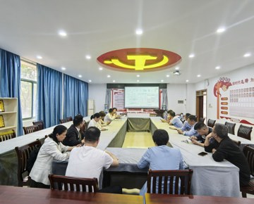 【树立和践行正确政绩观】开门教育——学院召开创新创业工作调研座谈会 以实干实绩破解师生难题